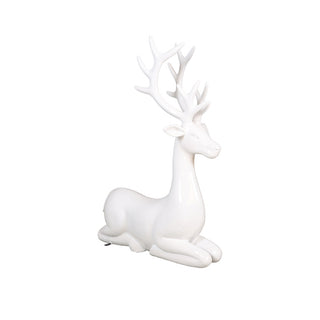 STAG SITTING (WHITE)